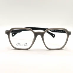 Alternative view of KIDS 106 G