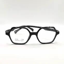 Alternative view of KIDS 107 G